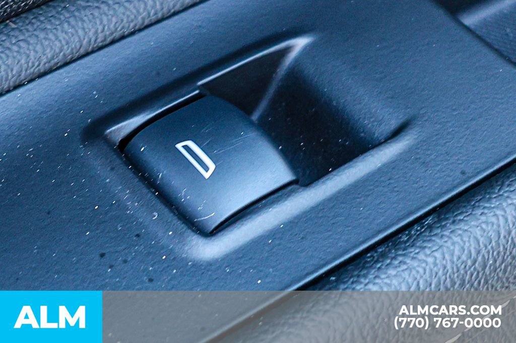 Used 2024 GMC Terrain SLE image 55