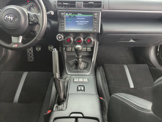 Used 2022 Toyota GR86 Premium RWD image 25