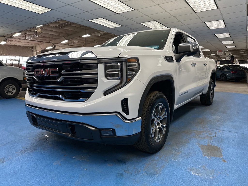 Certified 2025 GMC Sierra 1500 SLT image 11