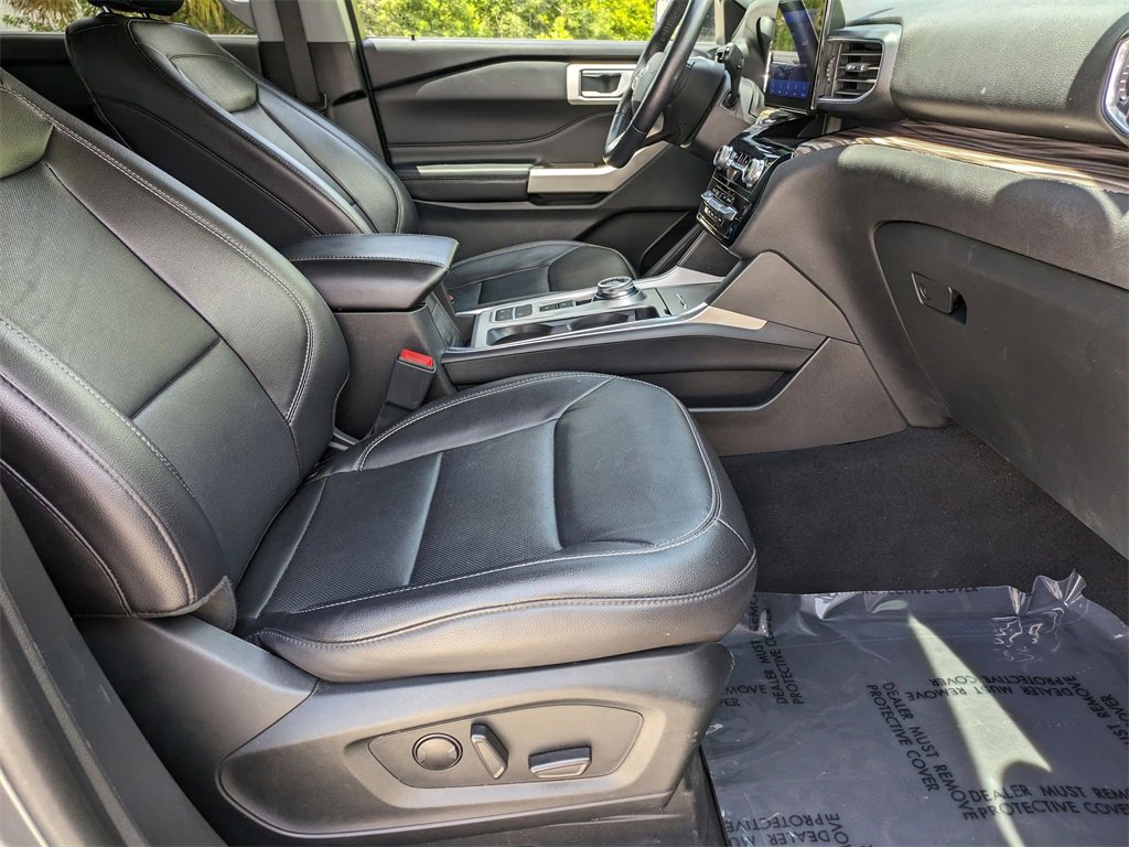 Used 2023 Ford Explorer Limited image 31