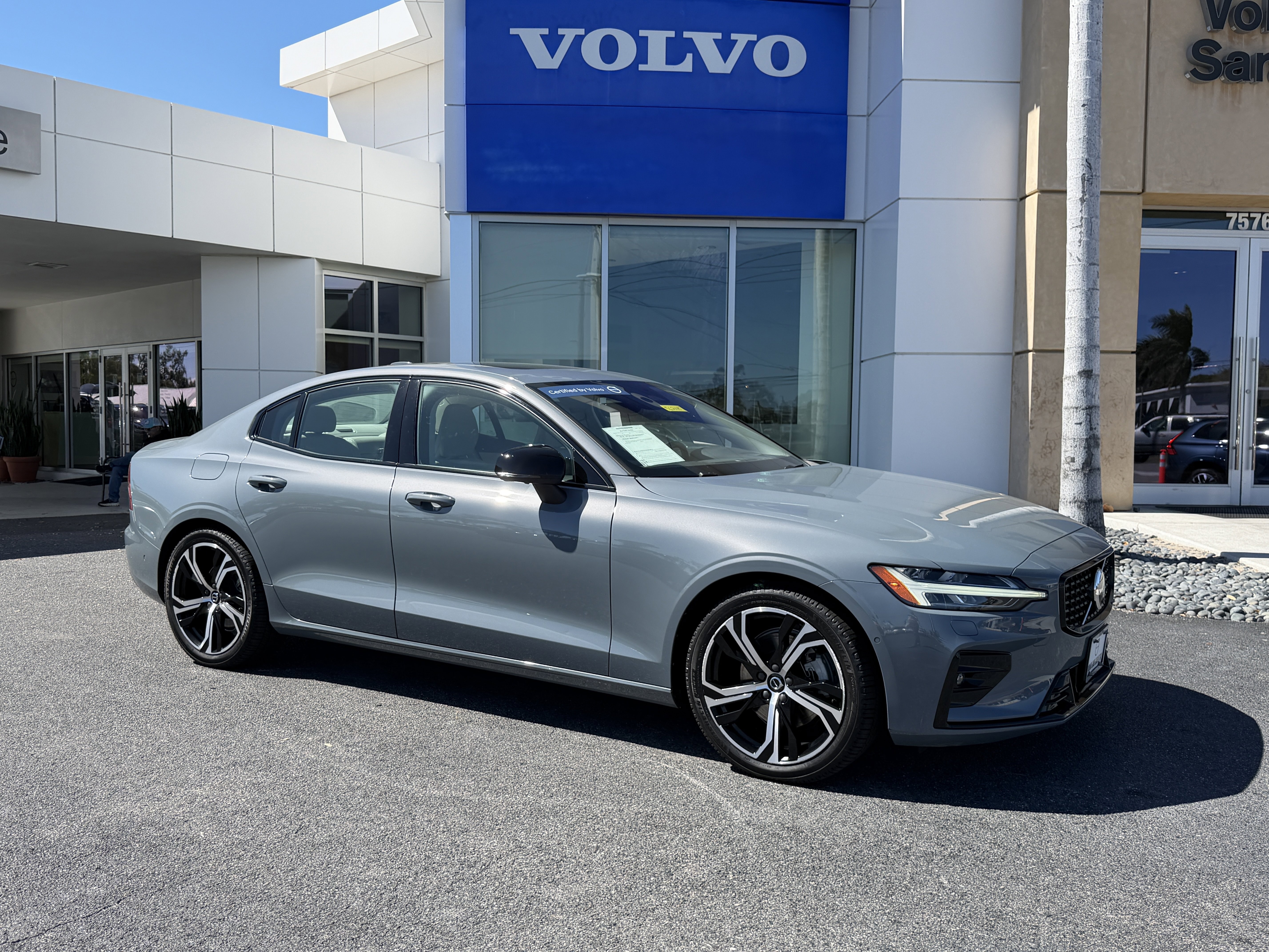 Certified 2023 Volvo S60 B5 Ultimate w/ Climate Package image 1