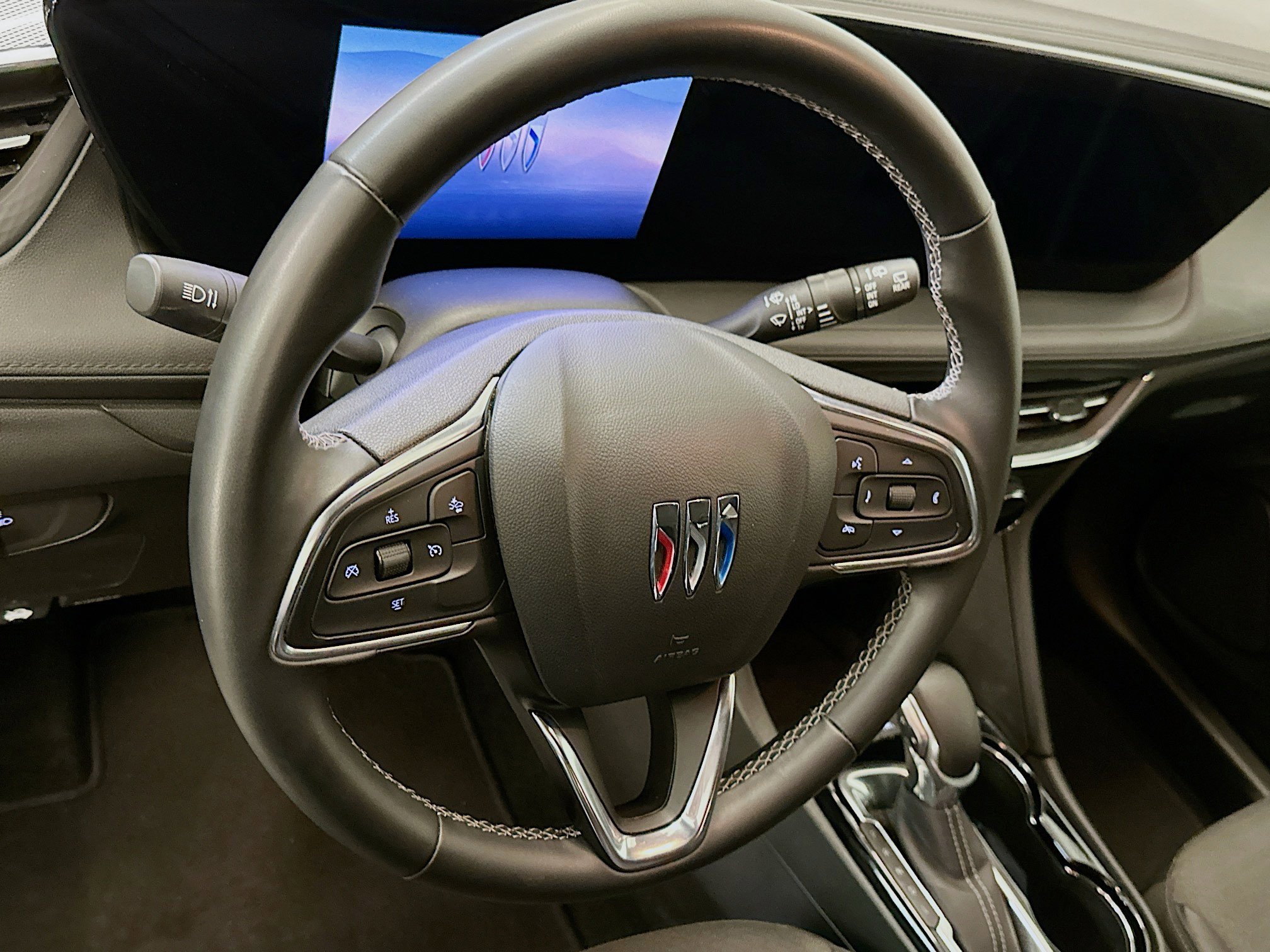 Used 2025 Buick Encore GX Preferred image 18