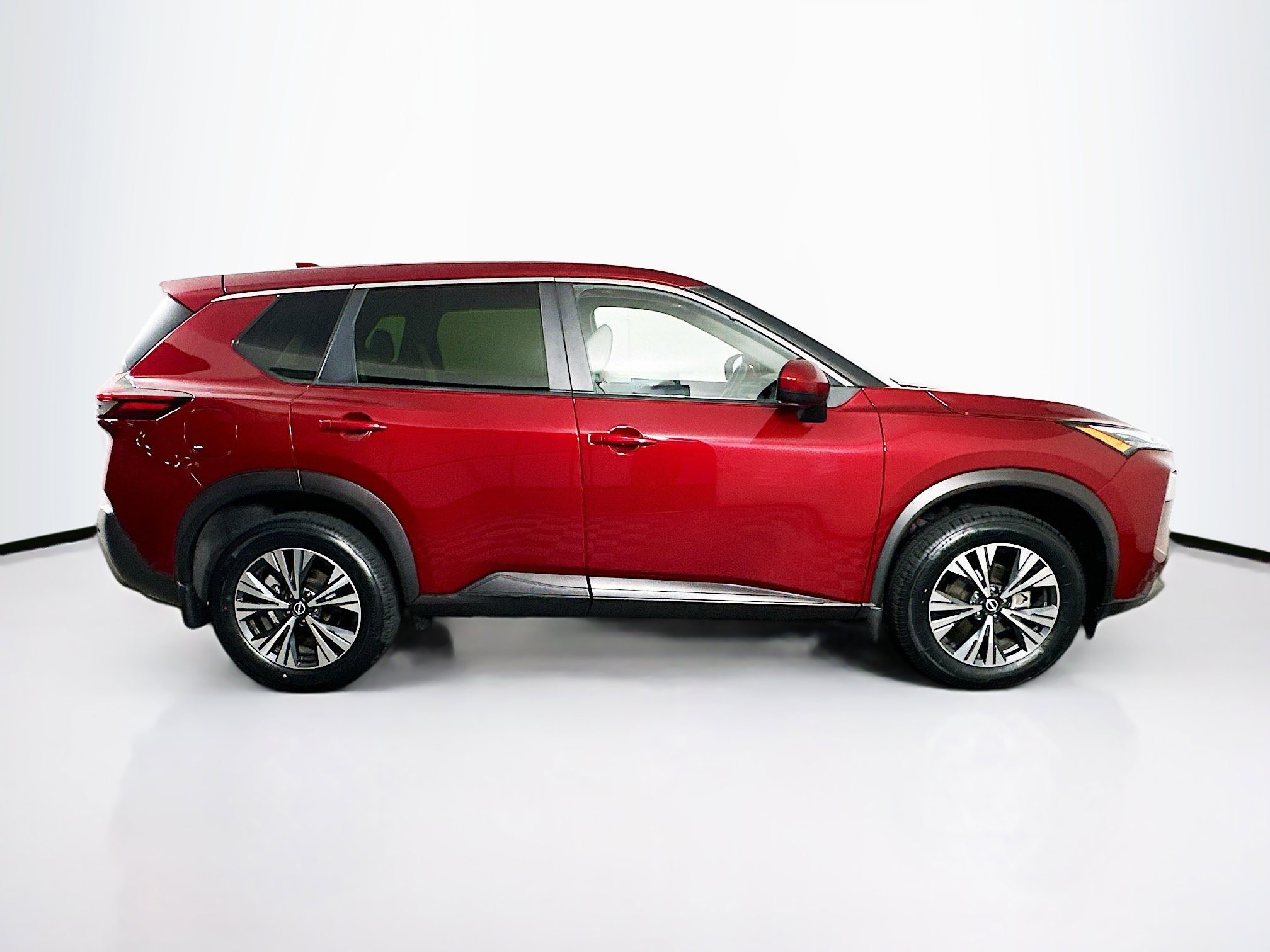 Used 2023 Nissan Rogue SV FWD image 10
