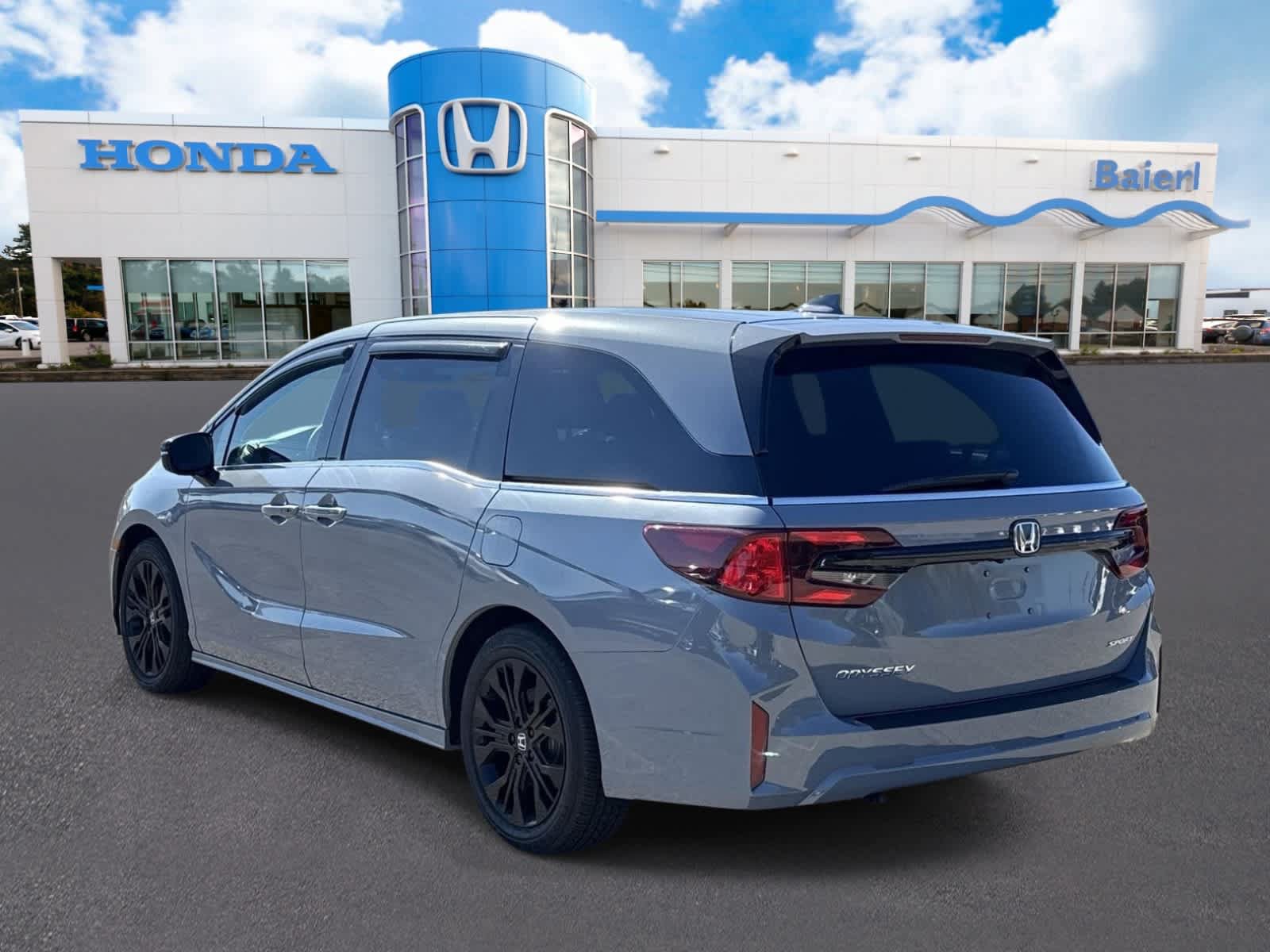 Used 2025 Honda Odyssey Sport-L image 3