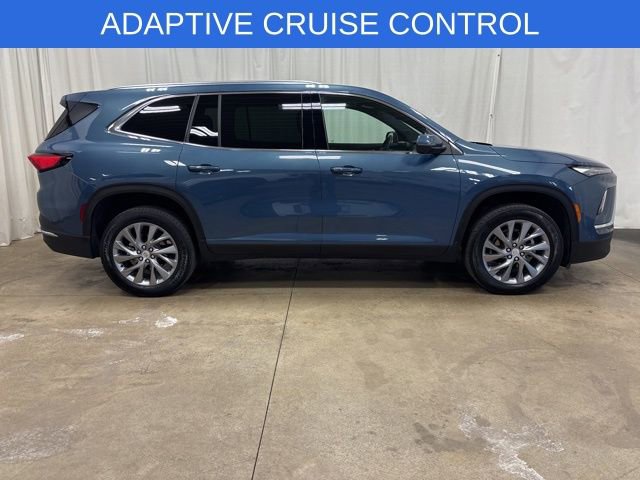 Used 2025 Buick Enclave Preferred image 2