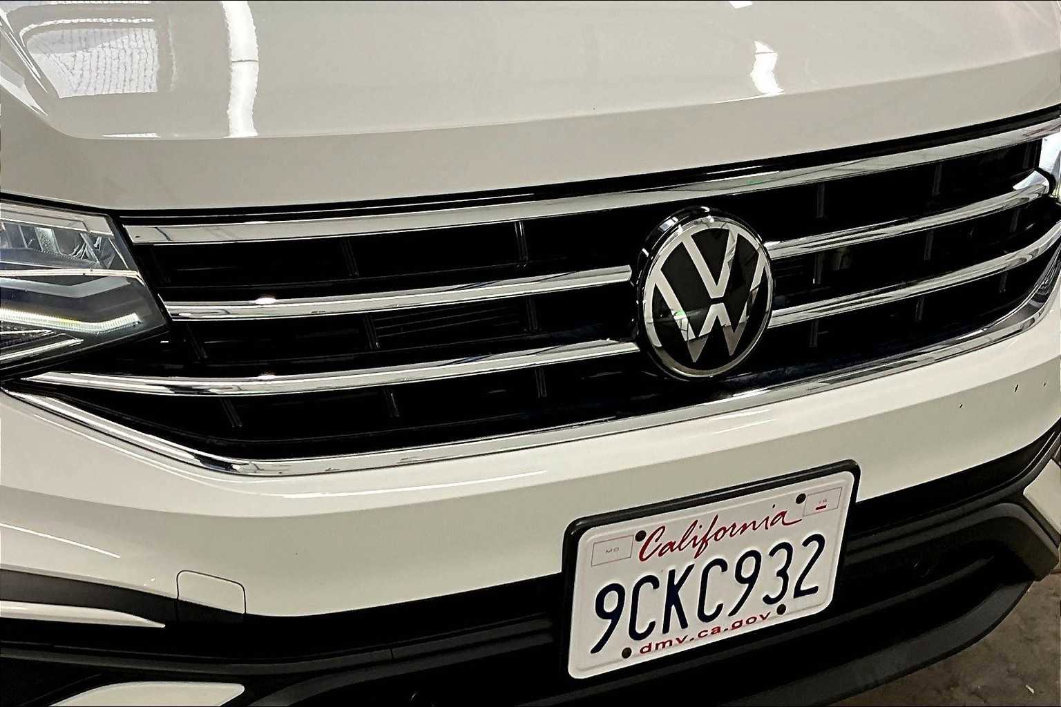 Used 2022 Volkswagen Tiguan S image 31