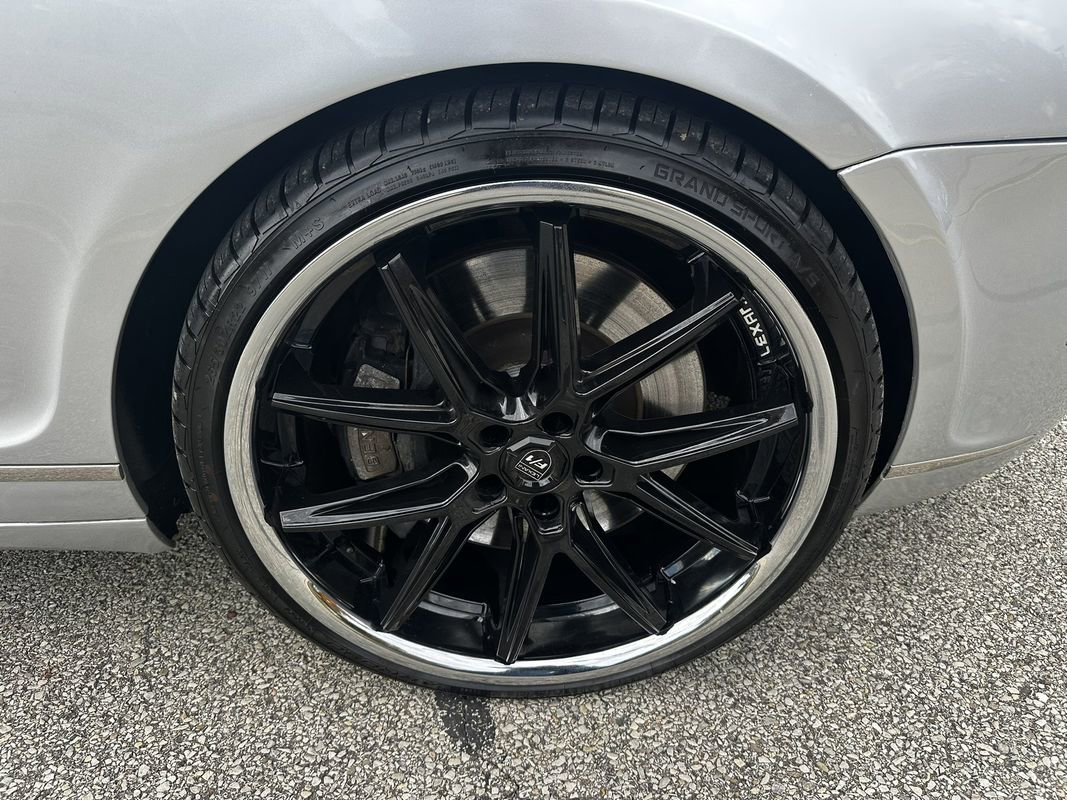 Used 2007 Bentley Flying Spur Flying Spur image 17