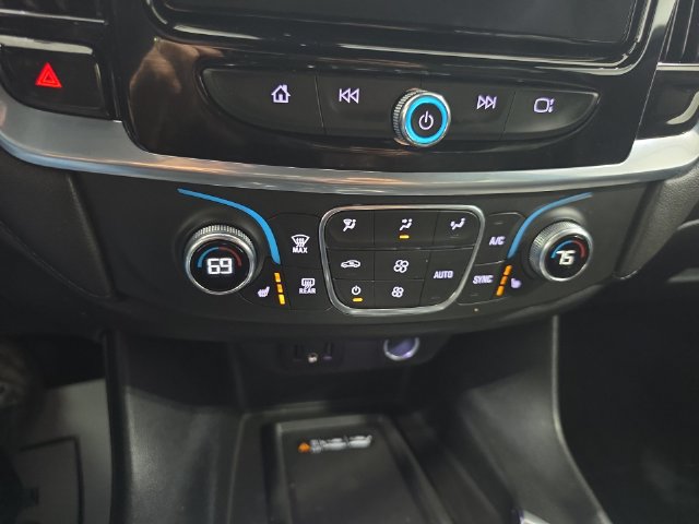 Used 2023 Chevrolet Traverse LT AWD/4WD image 15