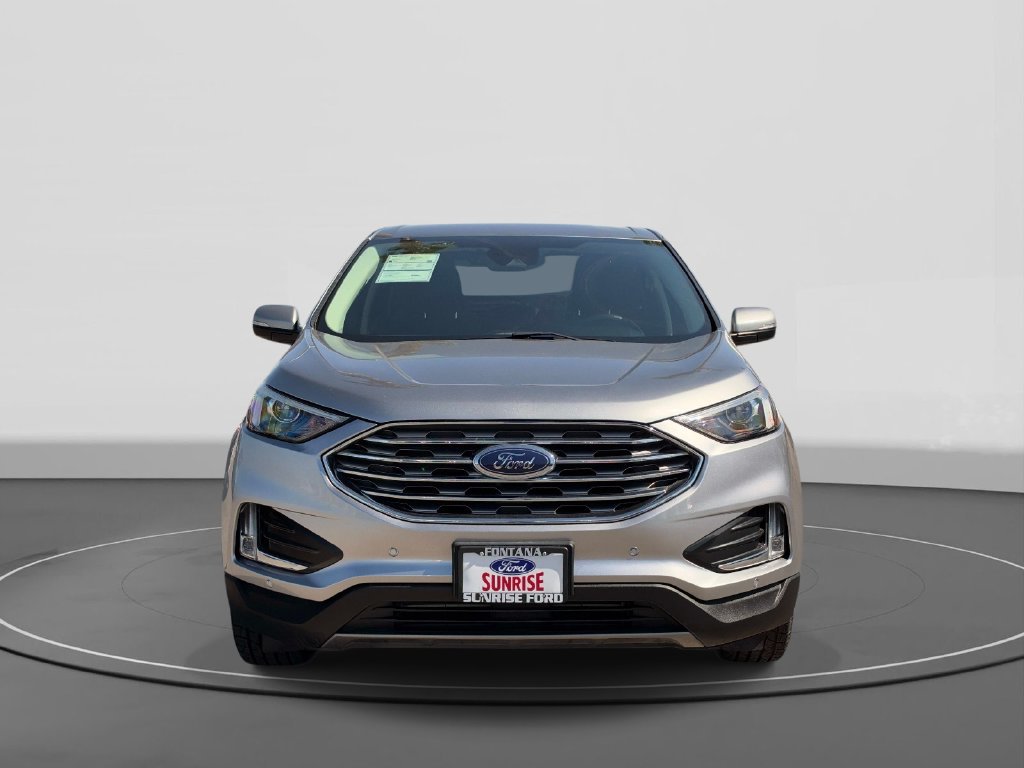 Used 2024 Ford Edge Titanium AWD/4WD image 3