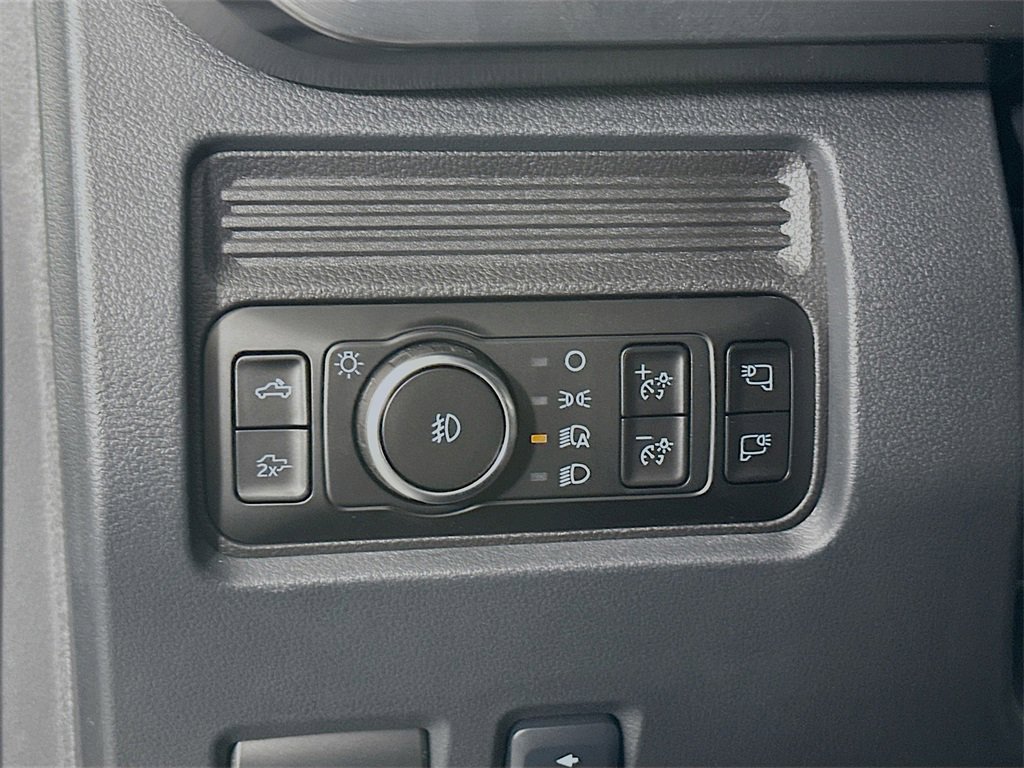 New 2026 Ford F350 Lariat image 10