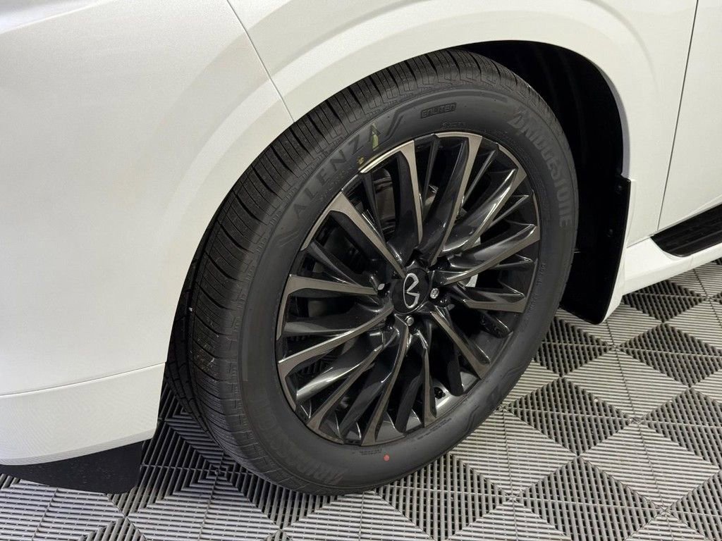 New 2026 INFINITI QX80 Autograph w/ Premium Cargo Package image 10