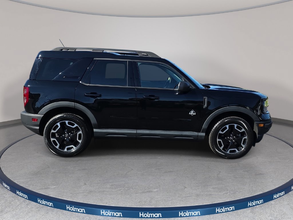 Certified 2023 Ford Bronco Sport Outer Banks w/ Tech Package AWD/4WD image 4