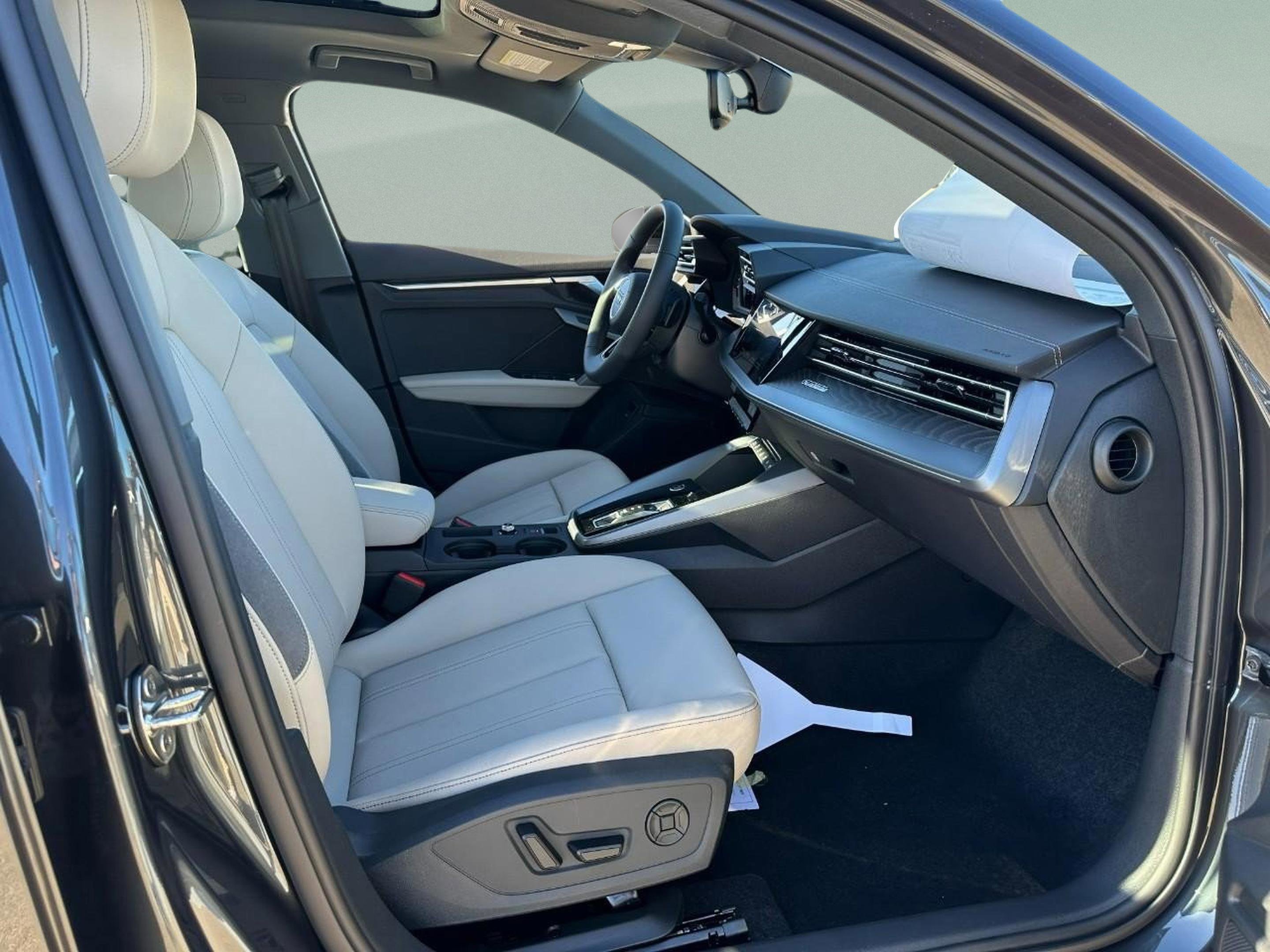 Certified 2025 Audi A3 2.0T Premium w/ Convenience Package image 18