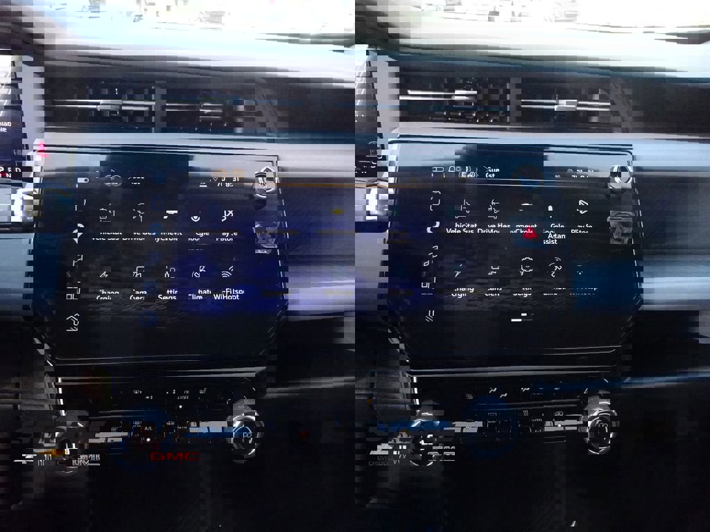 New 2027 Chevrolet Bolt LT w/ Comfort Package image 26