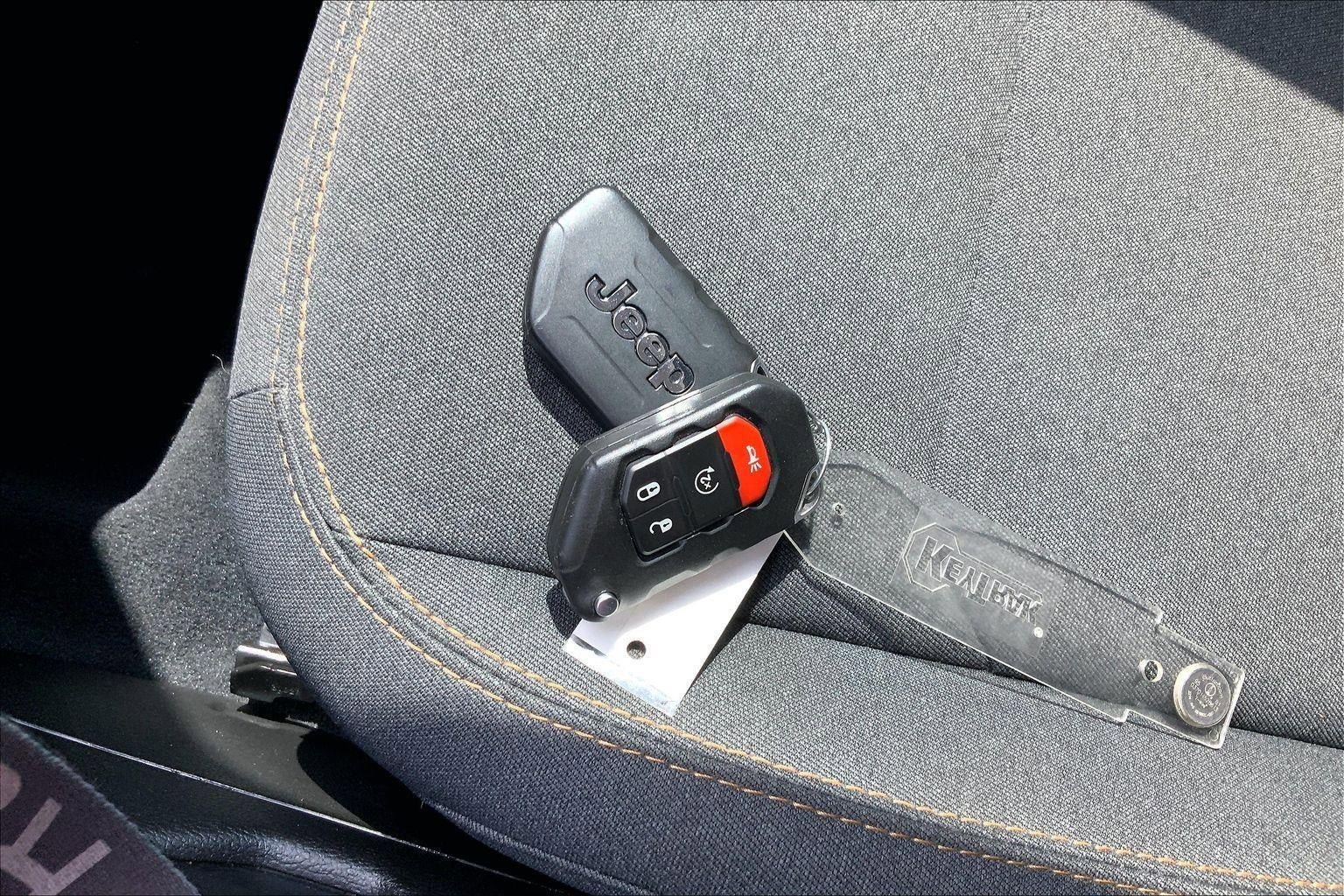 Used 2024 Jeep Wrangler Sport AWD/4WD image 10