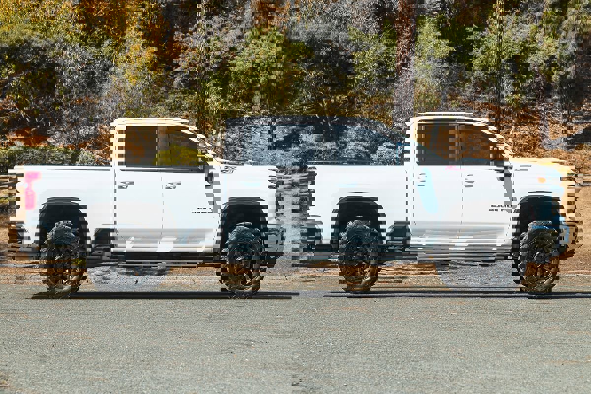 Used 2024 Chevrolet Silverado 2500 LT image 16