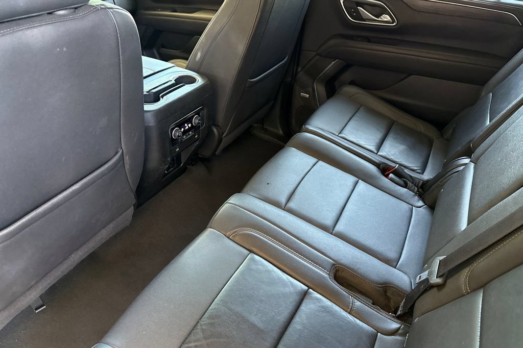 Used 2023 Chevrolet Suburban LT AWD/4WD image 13