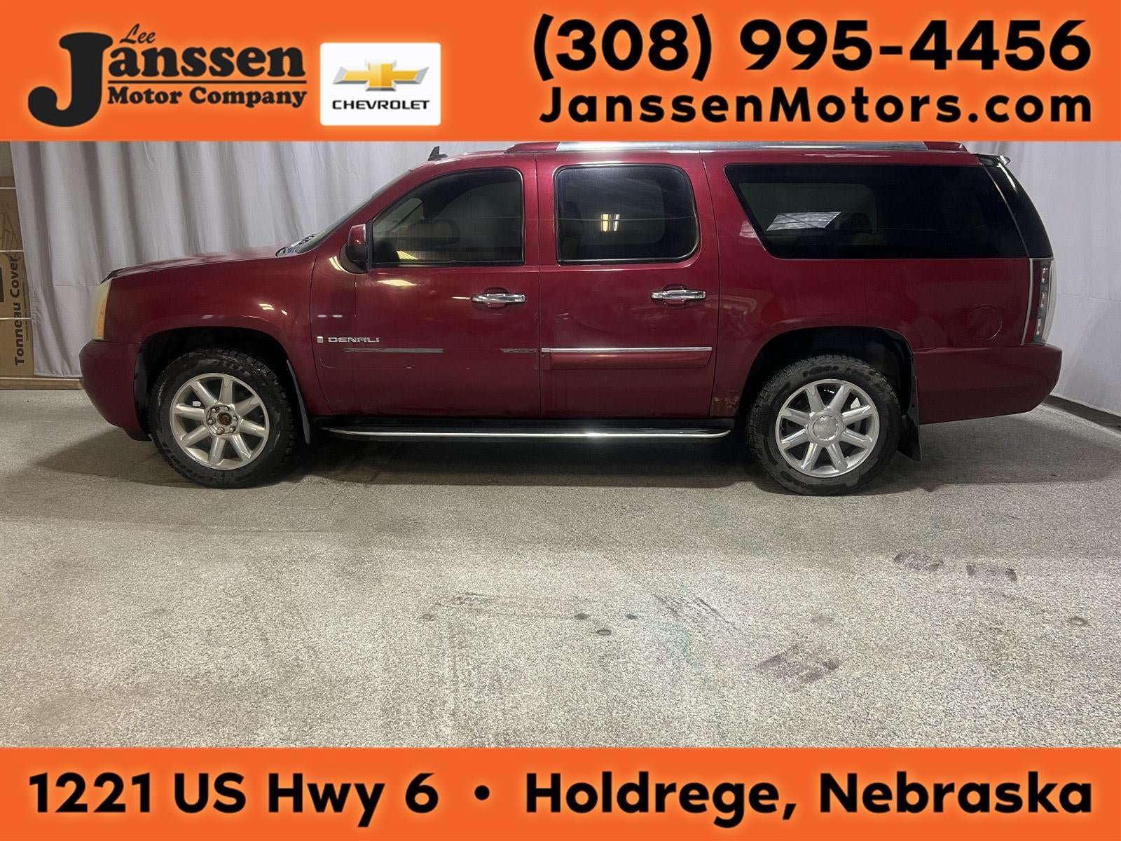Used 2007 GMC Yukon XL Denali AWD/4WD image 1
