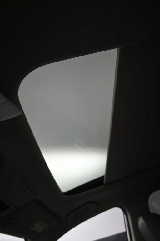 Certified 2024 Honda Pilot Touring image 20