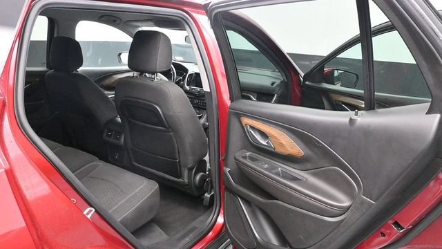 Used 2020 GMC Terrain SLE w/ Driver Convenience Package AWD/4WD image 14