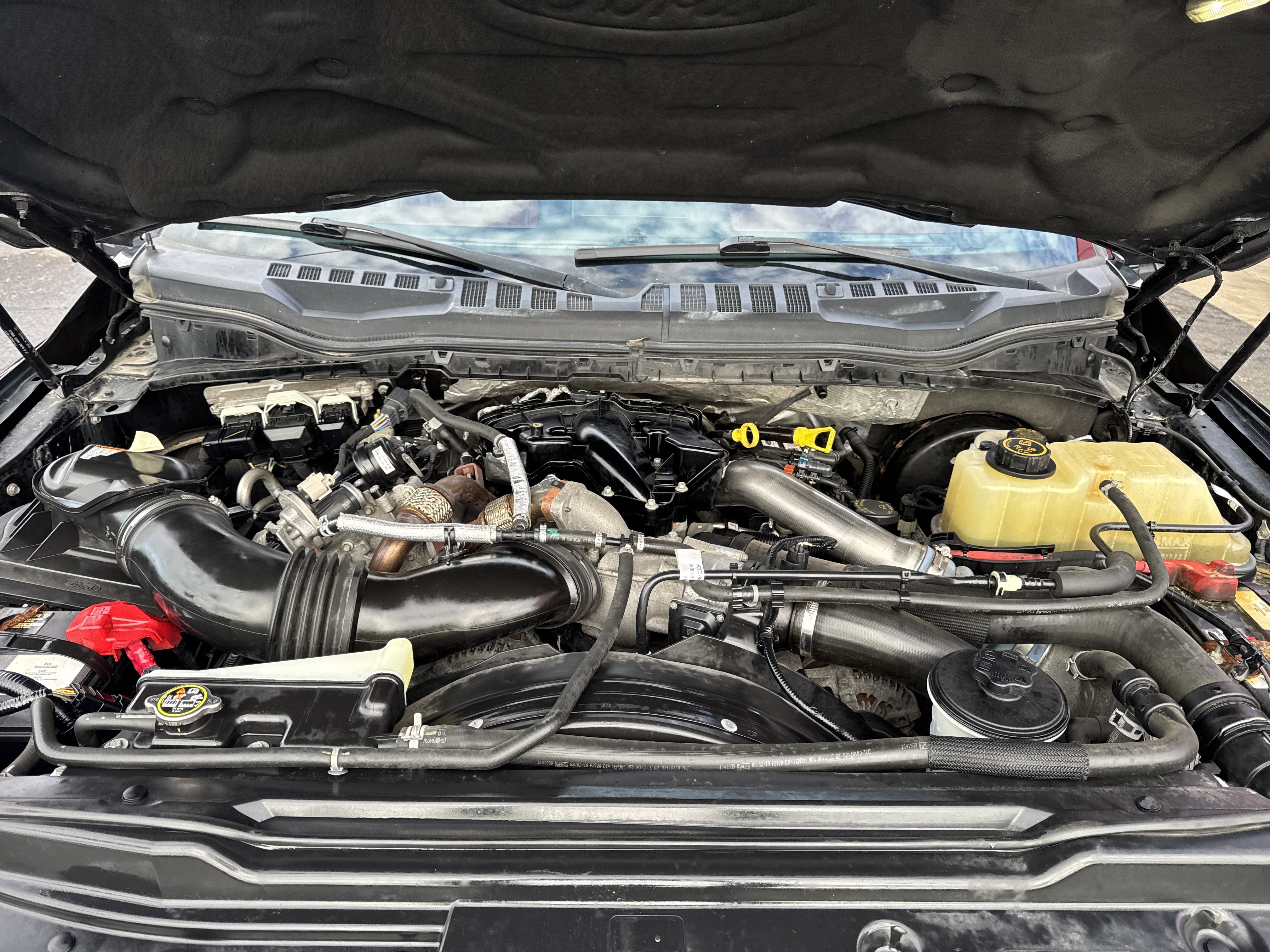 Used 2019 Ford F250 Platinum w/ Platinum Ultimate Package image 11