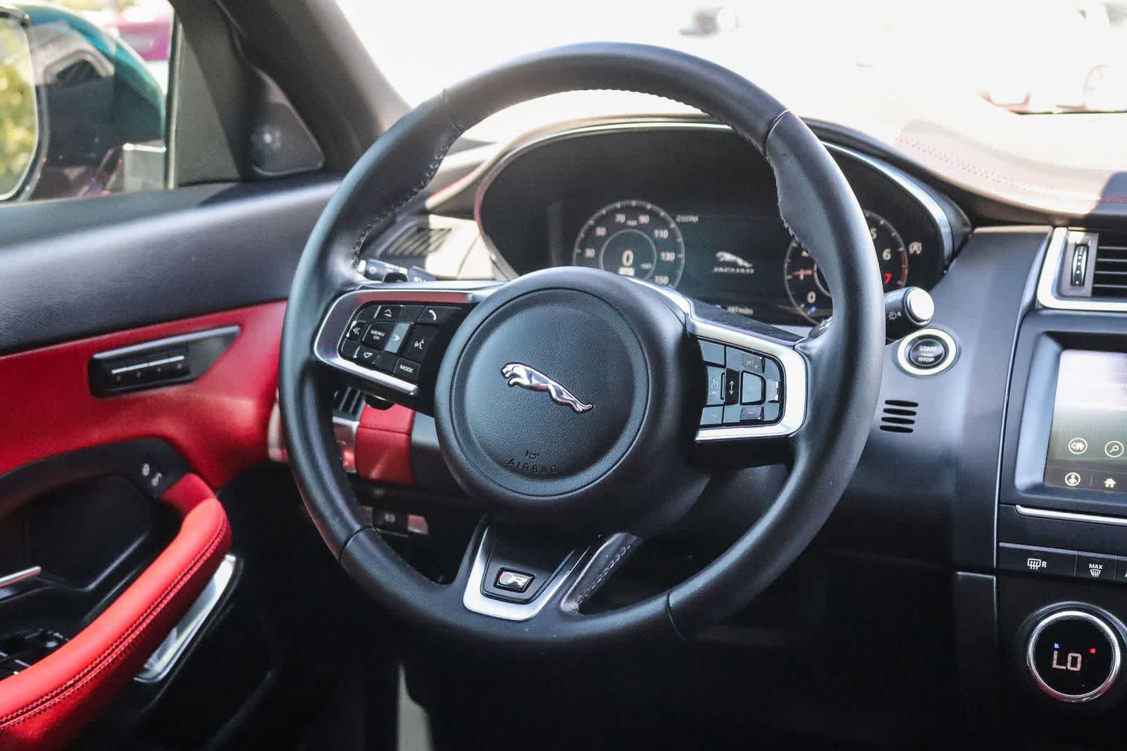 Used 2020 Jaguar E-PACE R-Dynamic HSE AWD/4WD image 15