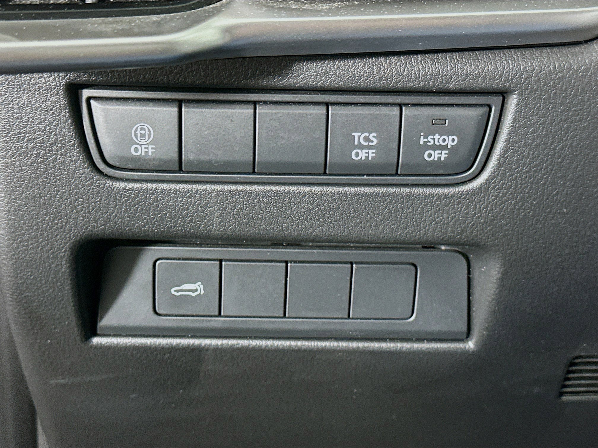 Used 2024 MAZDA CX-90 3.3 Turbo w/ Preferred Plus image 17