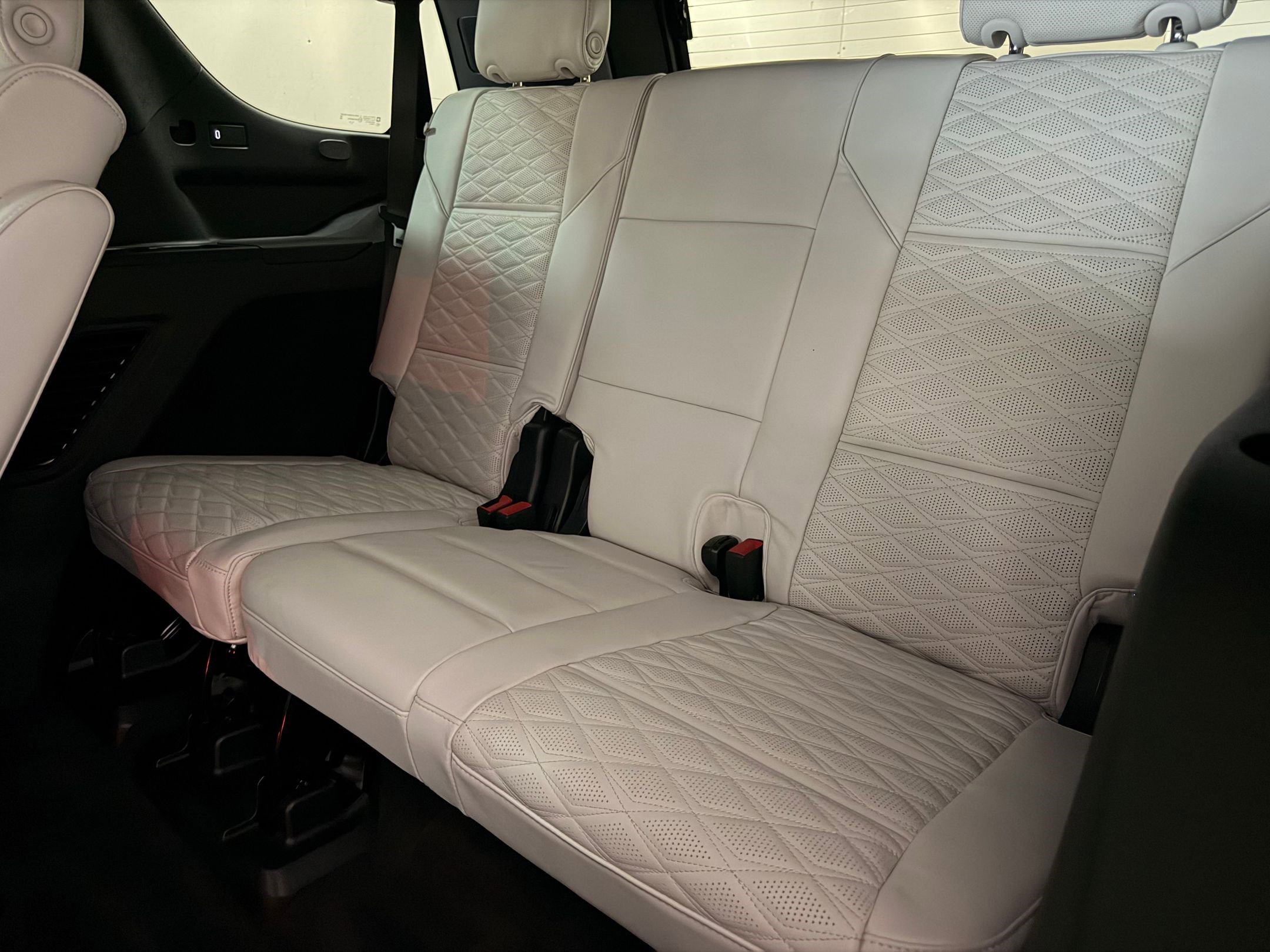 New 2025 Cadillac Escalade Premium Luxury Platinum AWD/4WD image 34