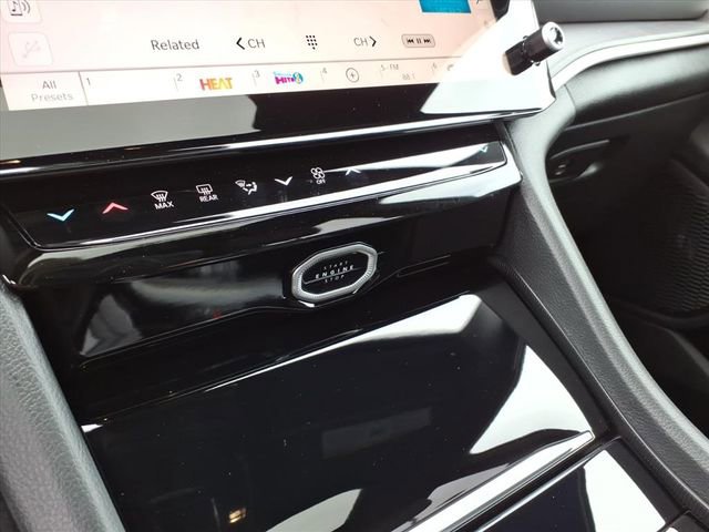 New 2026 Jeep Grand Cherokee Altitude image 22