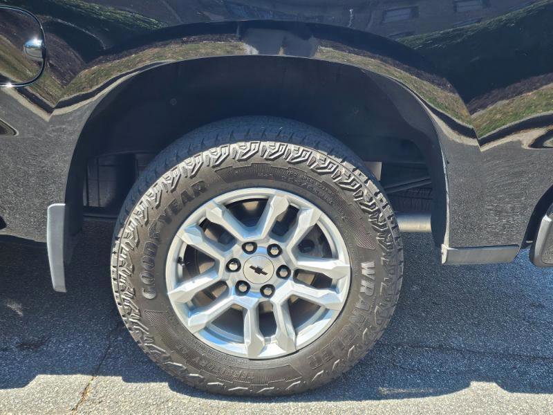 Used 2022 Chevrolet Silverado 1500 RST AWD/4WD image 17