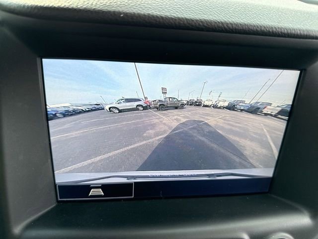 Used 2022 GMC Terrain SLE w/ Driver Convenience Package image 17