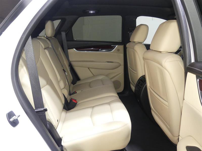 Used 2017 Cadillac XT5 Luxury AWD/4WD image 28