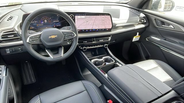 New 2026 Chevrolet Traverse LT w/ LPO, Floor Liner Package FWD image 15