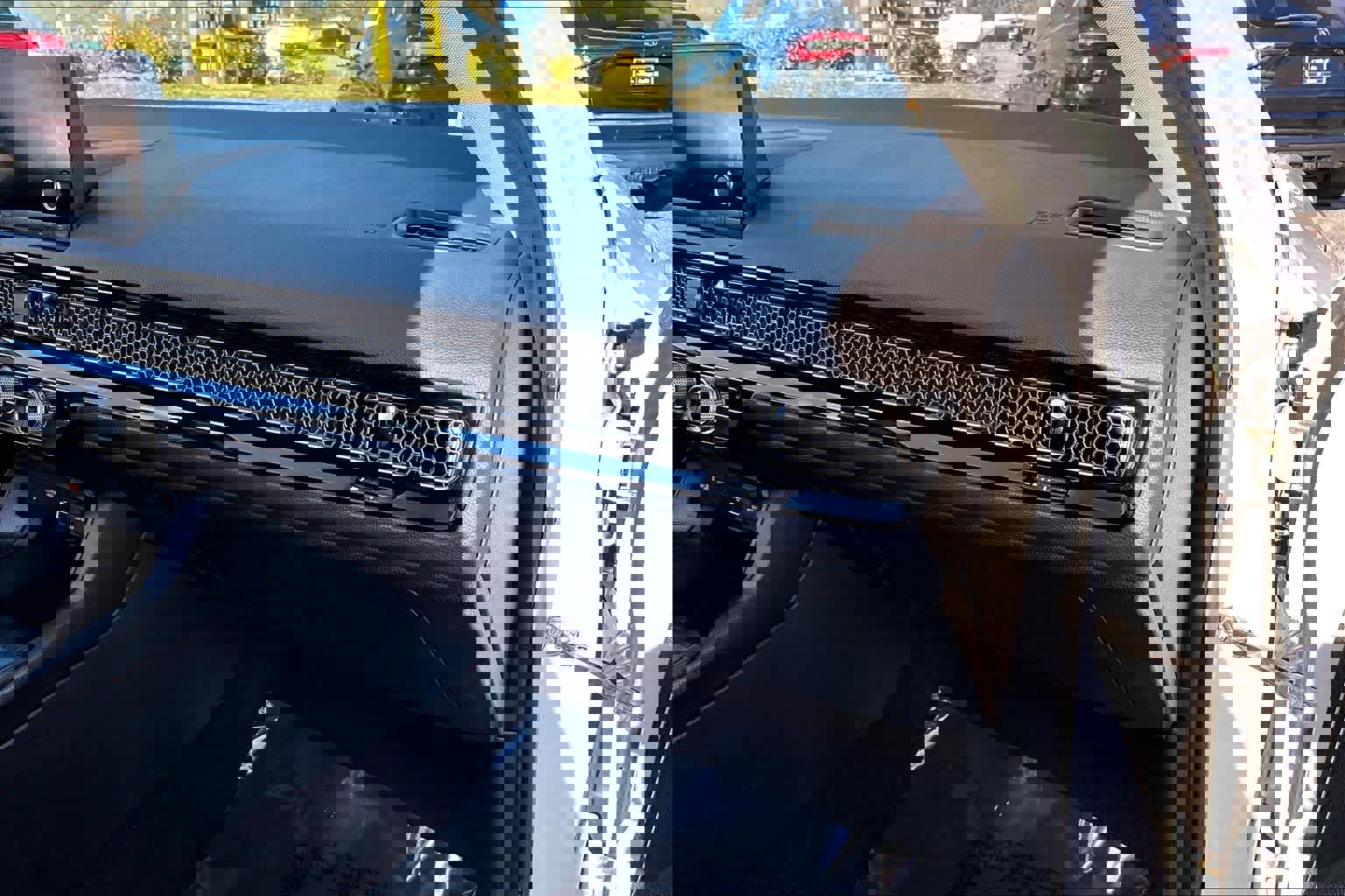 Used 2022 Honda Civic EX-L image 16