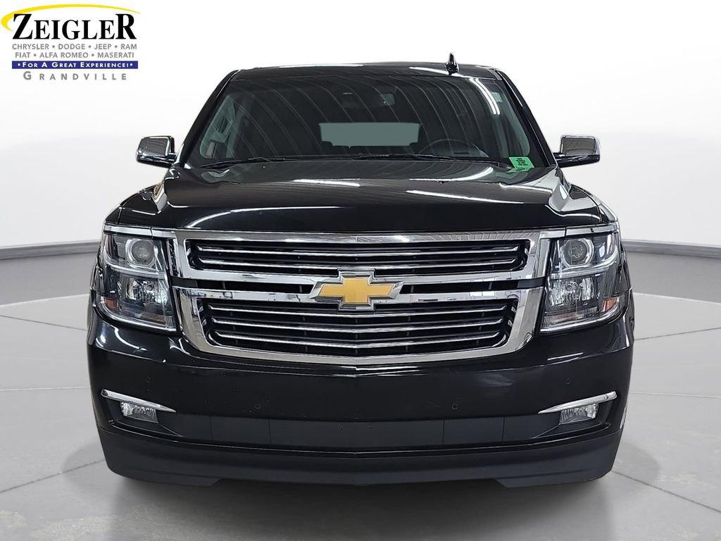 Used 2017 Chevrolet Suburban Premier AWD/4WD image 2