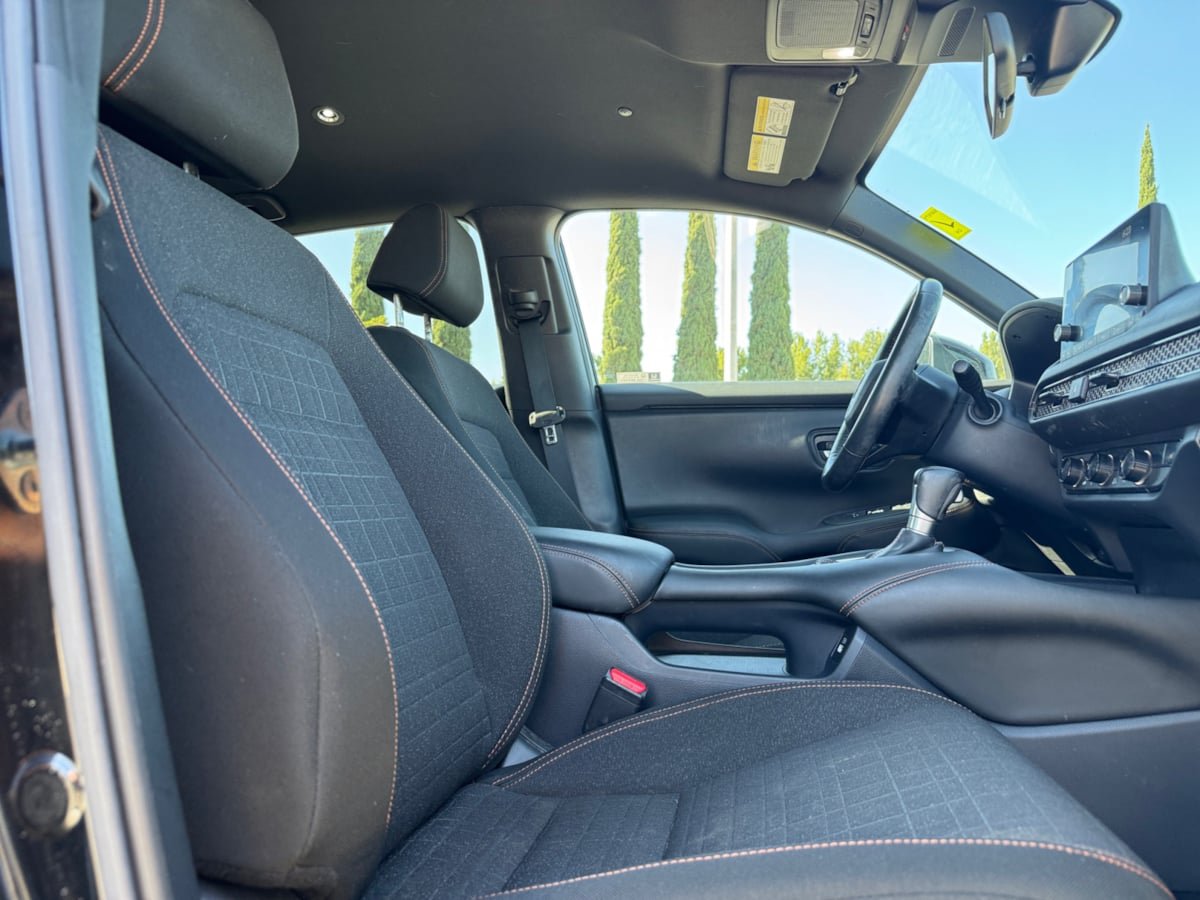 Used 2023 Honda HR-V Sport image 19