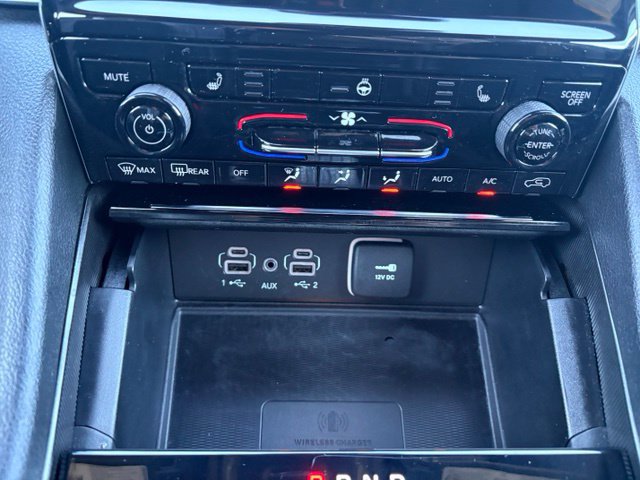 Used 2024 Jeep Grand Cherokee Altitude AWD/4WD image 30