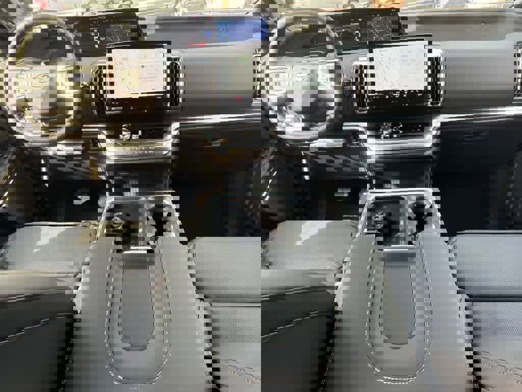 New 2026 Ford Expedition Platinum w/ Stealth Performance Package image 23