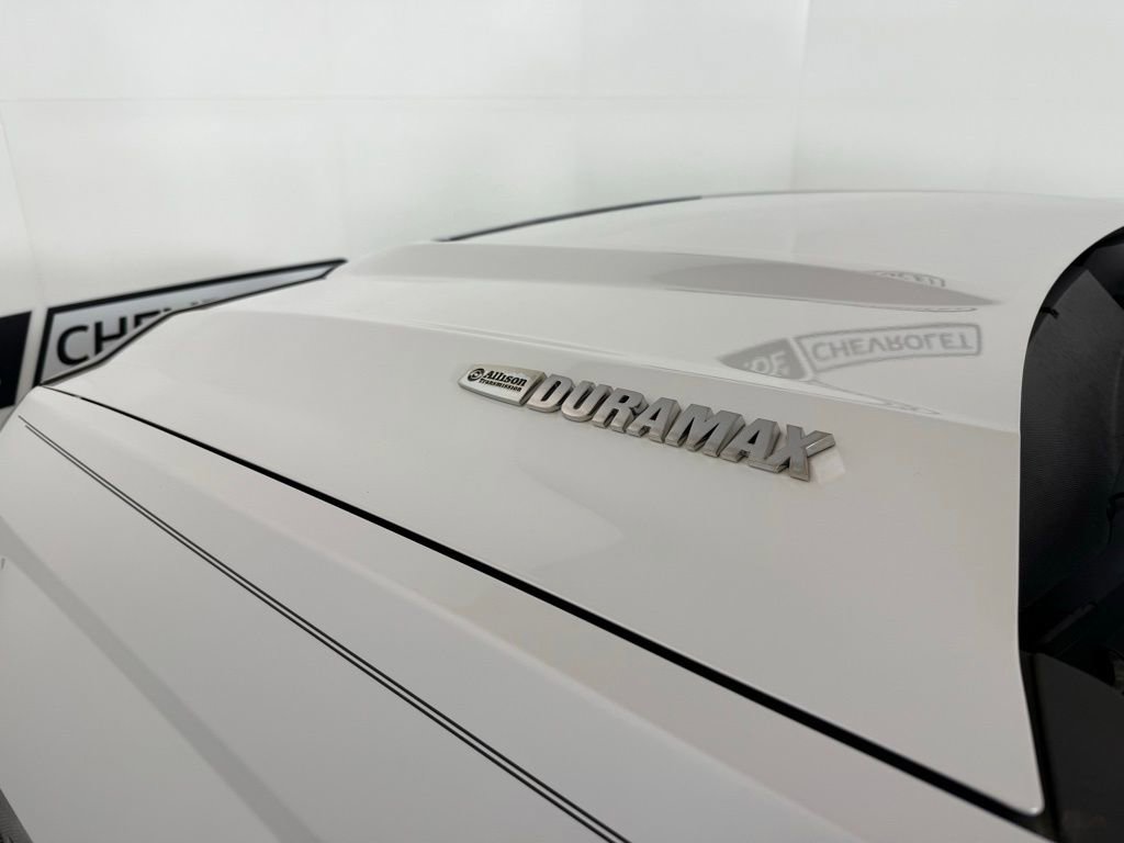 Used 2019 Chevrolet Silverado 3500 High Country w/ Duramax Plus Package image 12