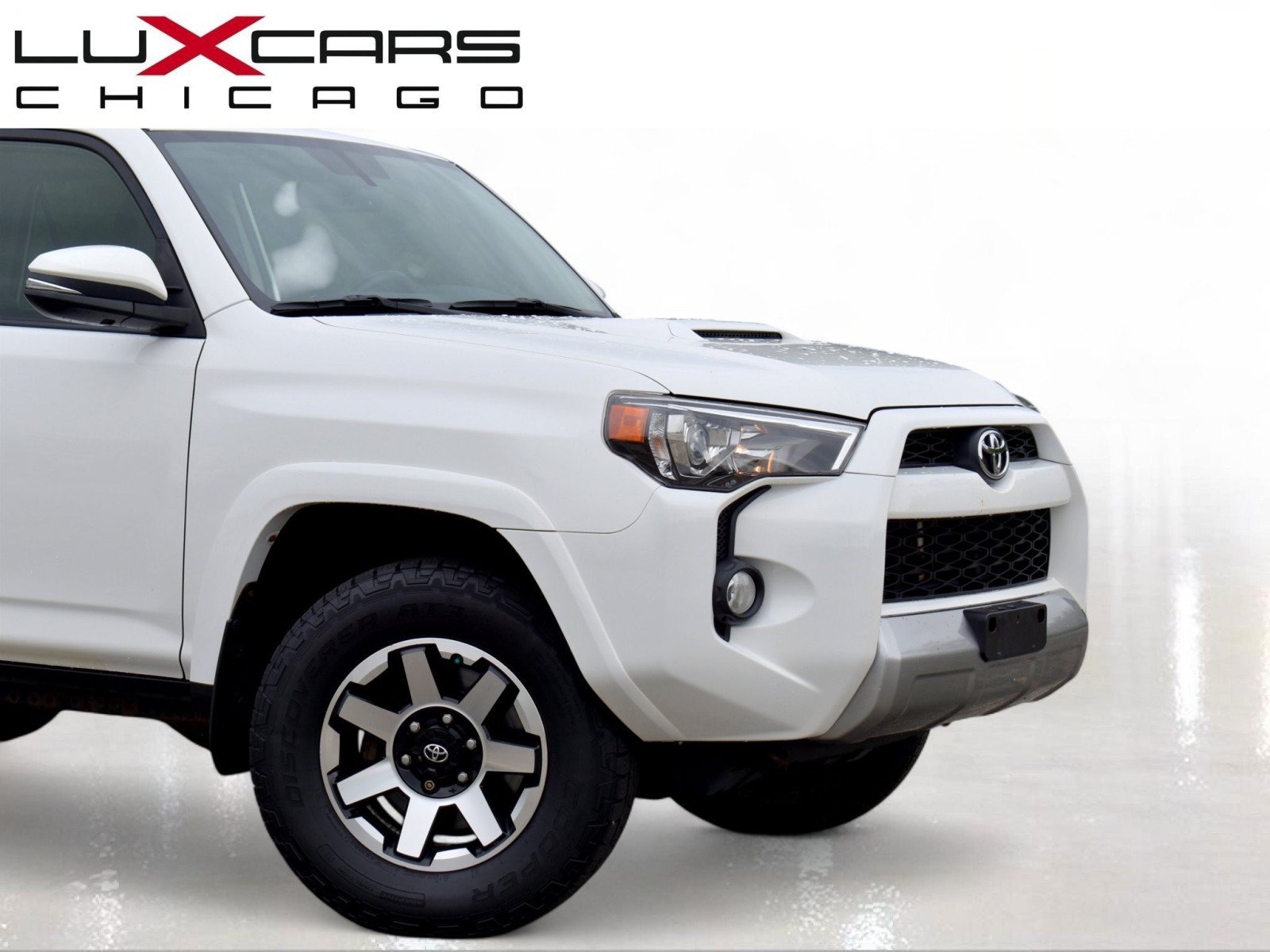 Used 2018 Toyota 4Runner TRD Off-Road Premium w/ Convenience Package AWD/4WD image 2