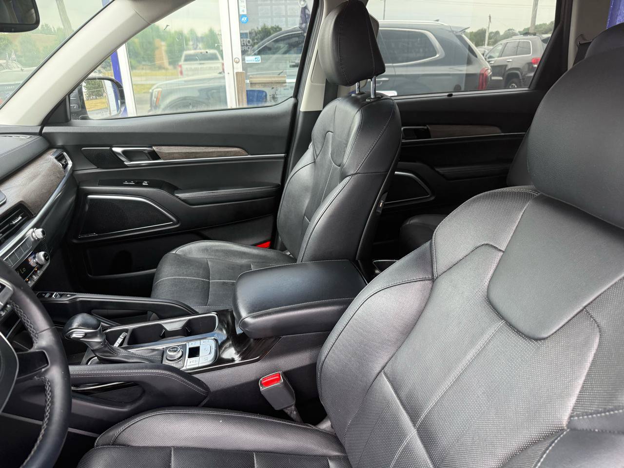 Used 2020 Kia Telluride SX w/ Towing Package AWD/4WD image 15