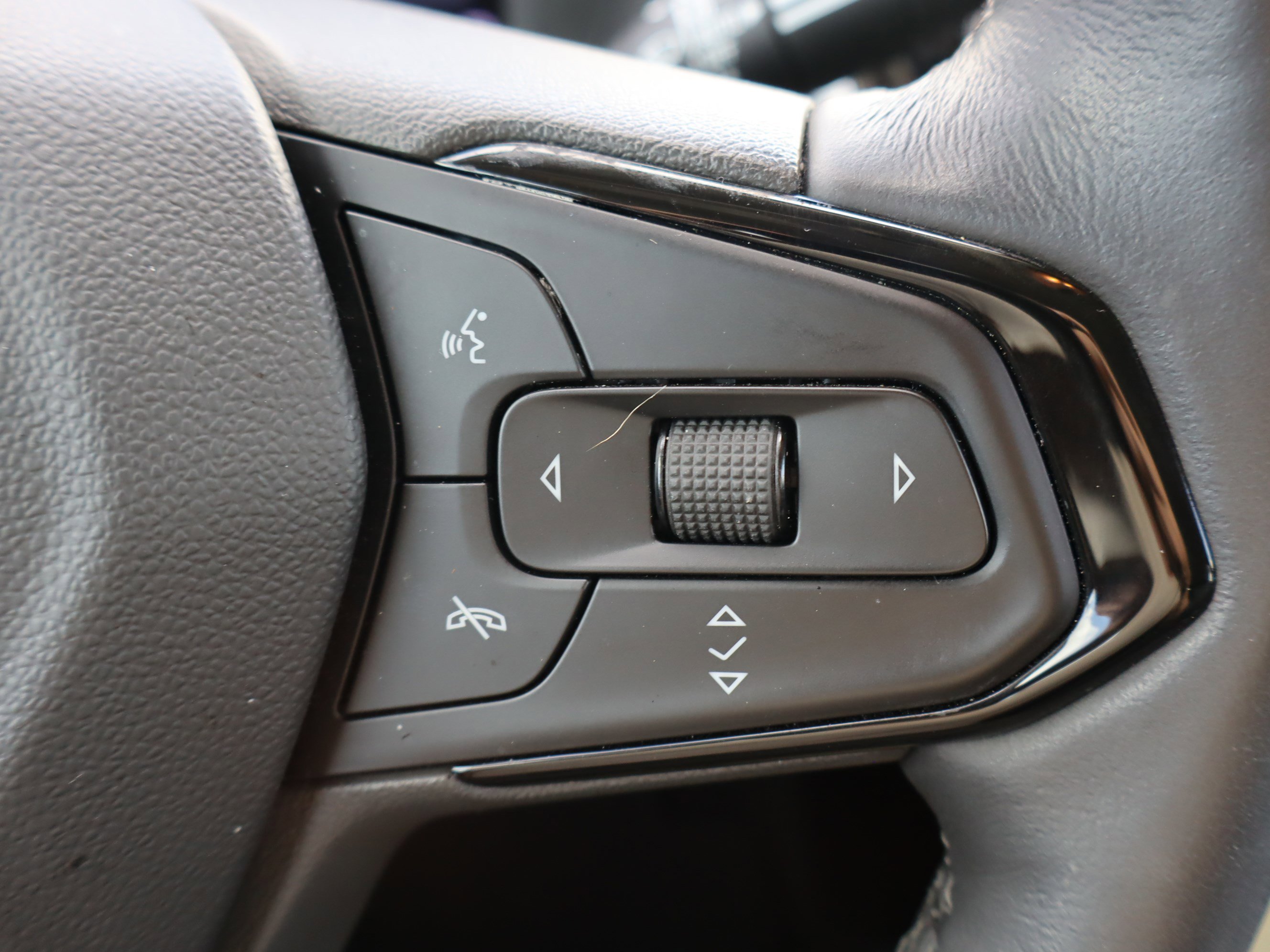 Certified 2023 Chevrolet Bolt EUV Premier image 20