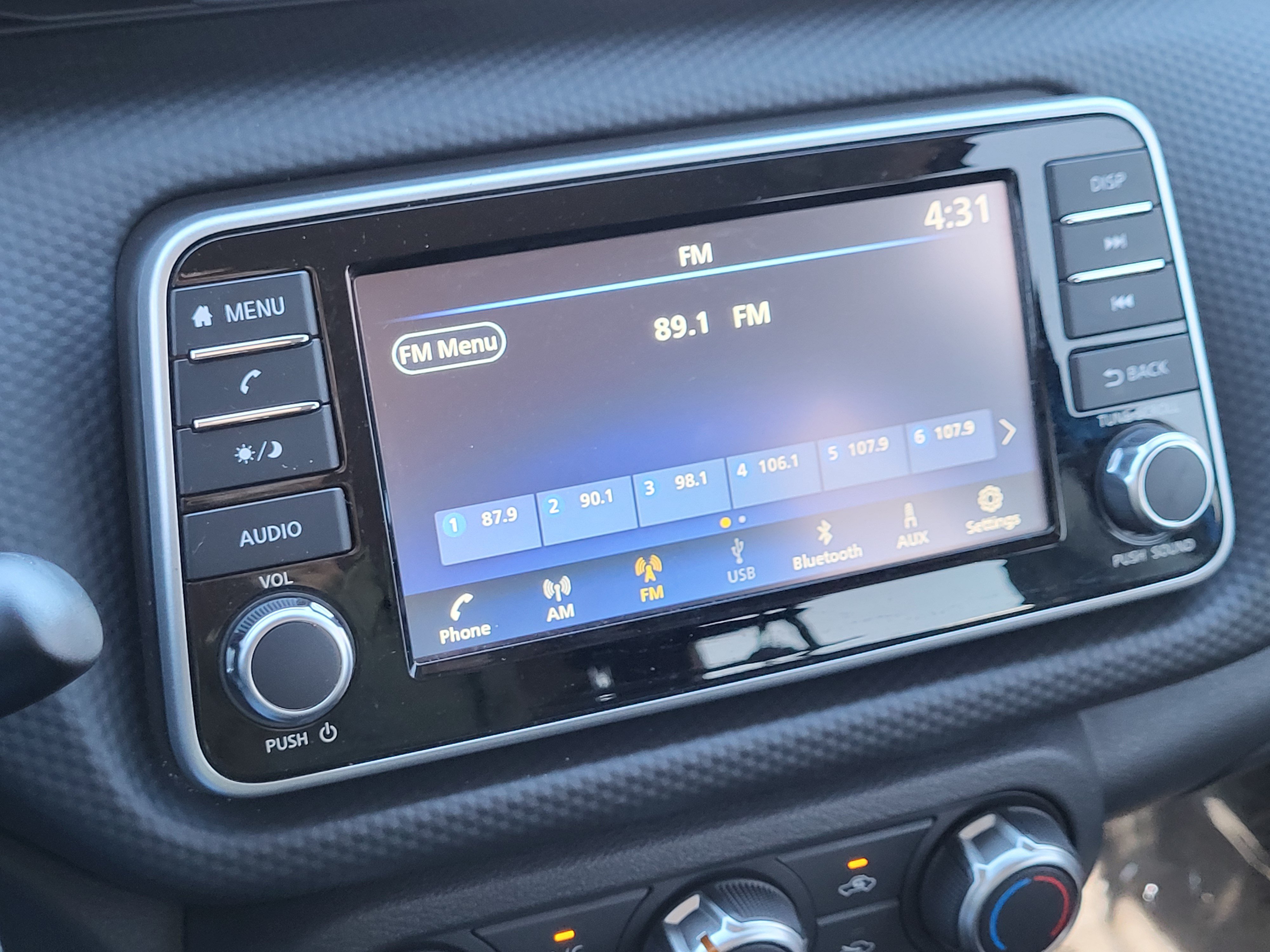 Certified 2025 Nissan Kicks Play S FWD image 17
