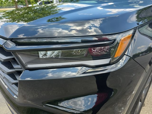 Used 2025 Honda Pilot Sport image 31