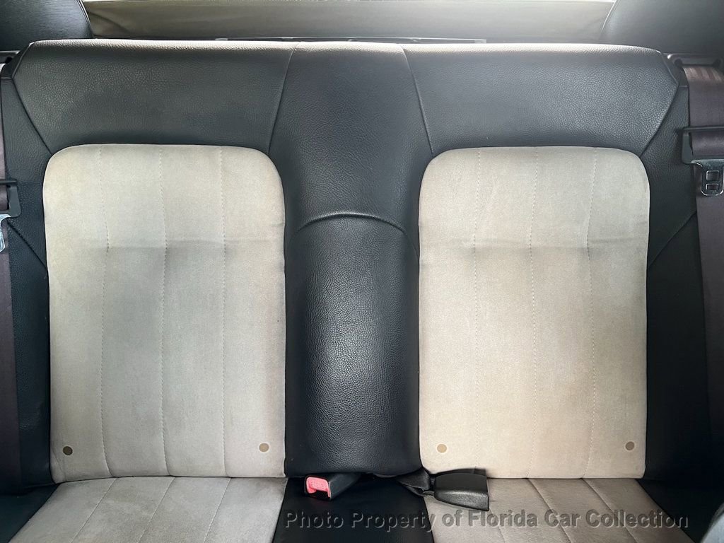 Used 2004 Chrysler Sebring LXi image 24