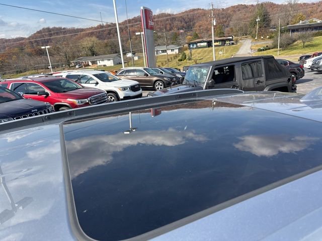 Used 2019 Honda Pilot Elite image 13