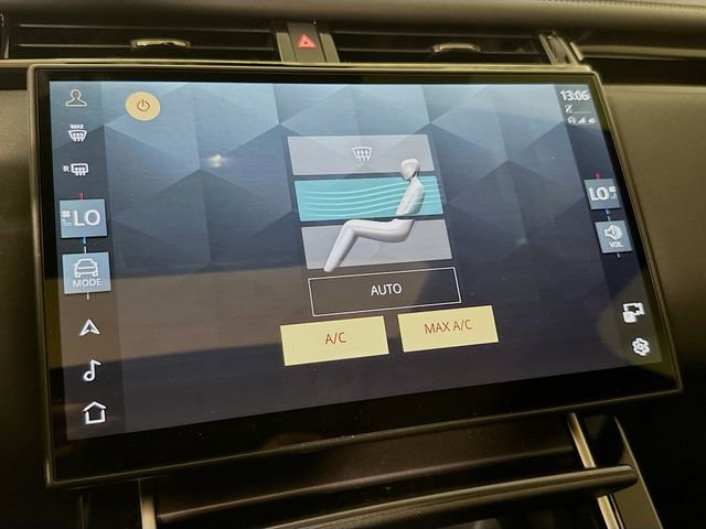 Used 2026 Land Rover Range Rover Velar Dynamic SE image 18