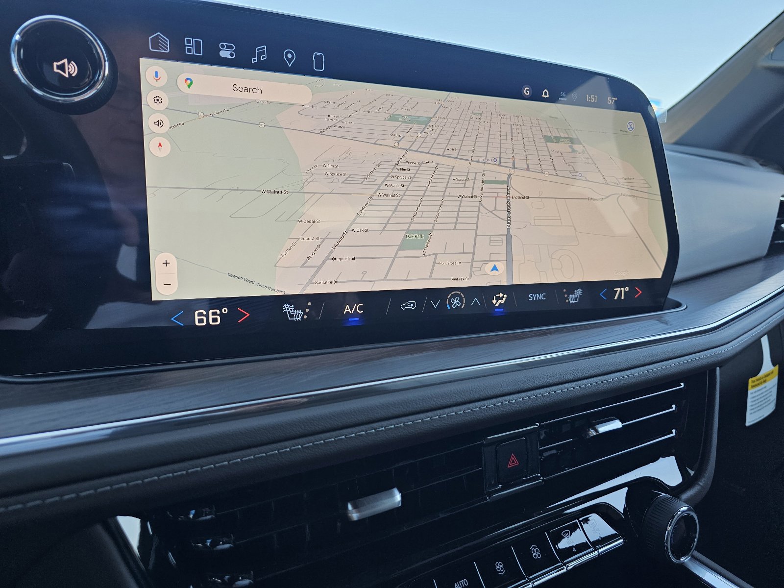 New 2026 Chevrolet Suburban LT w/ Comfort Package image 16