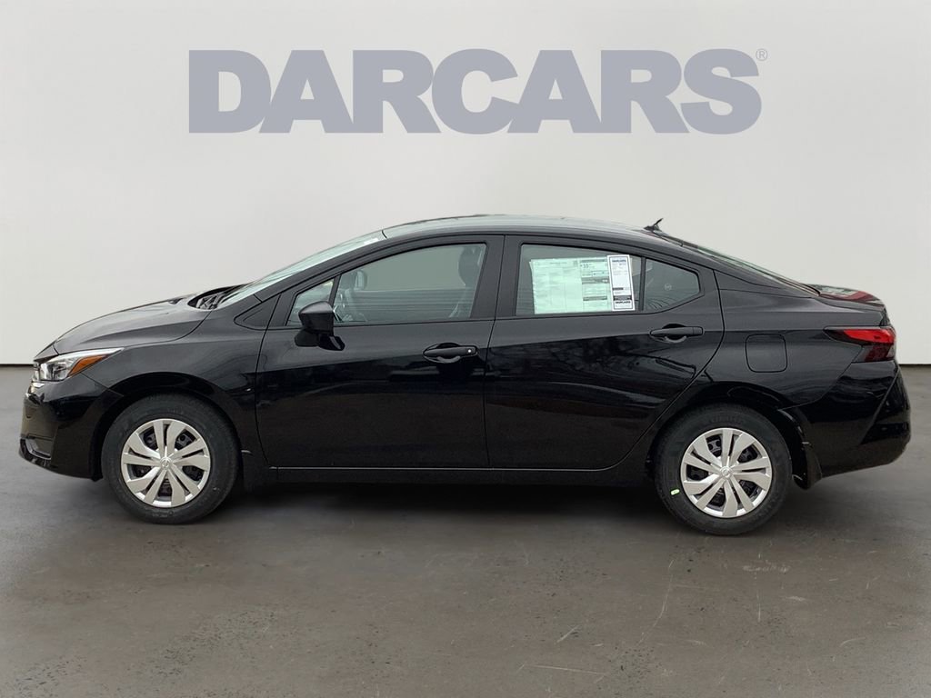 Used 2025 Nissan Versa S w/ Trunk Package image 4