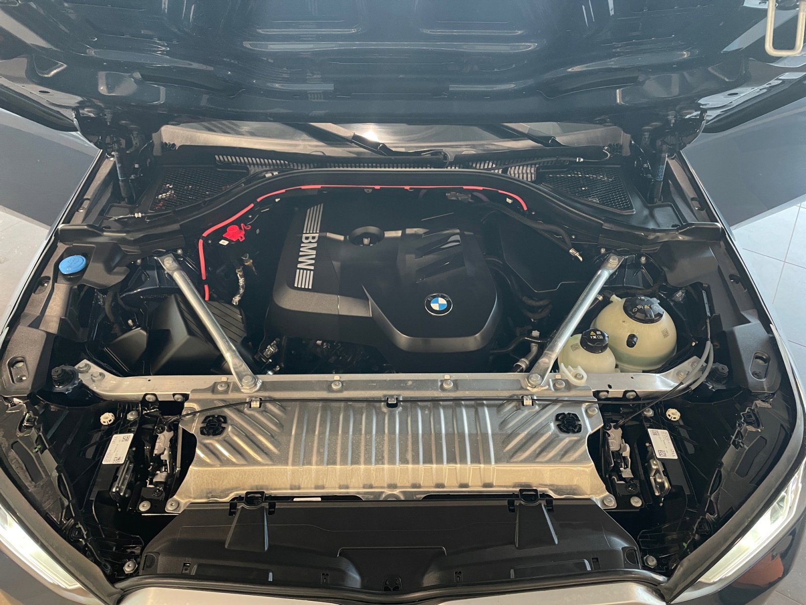 Used 2025 BMW X3 xDrive30i w/ Convenience Package image 21